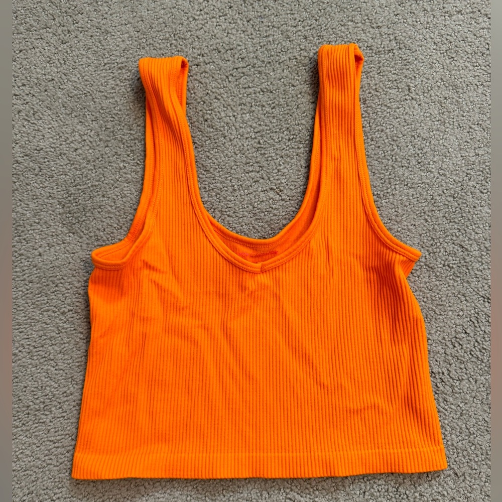 Super cute orange ribbed tank top | bought @ a boutique in florida | fits s-l